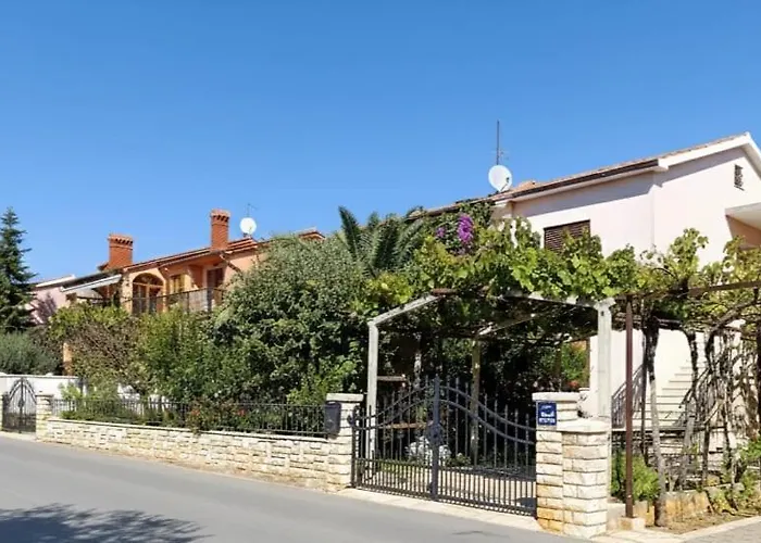 Vesna דירה