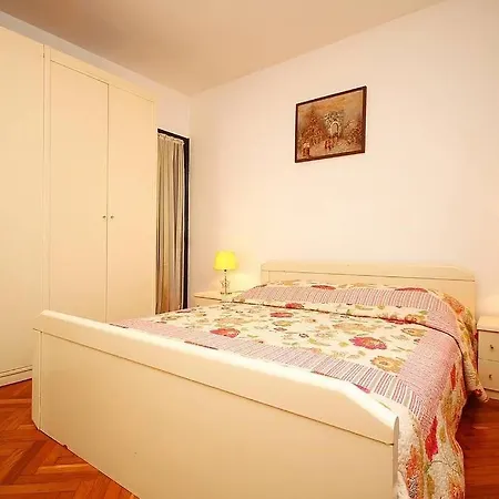Apartment Vesna Medulin