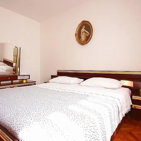 Vesna Apartment