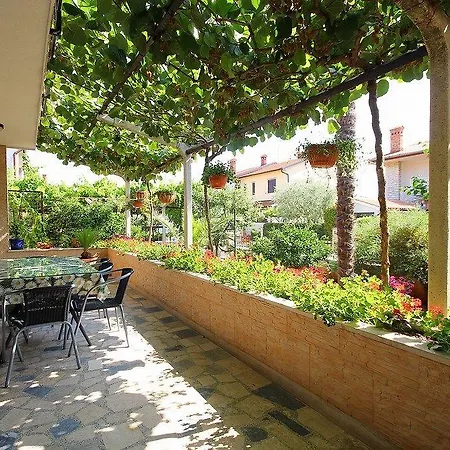 Apartment Vesna Medulin